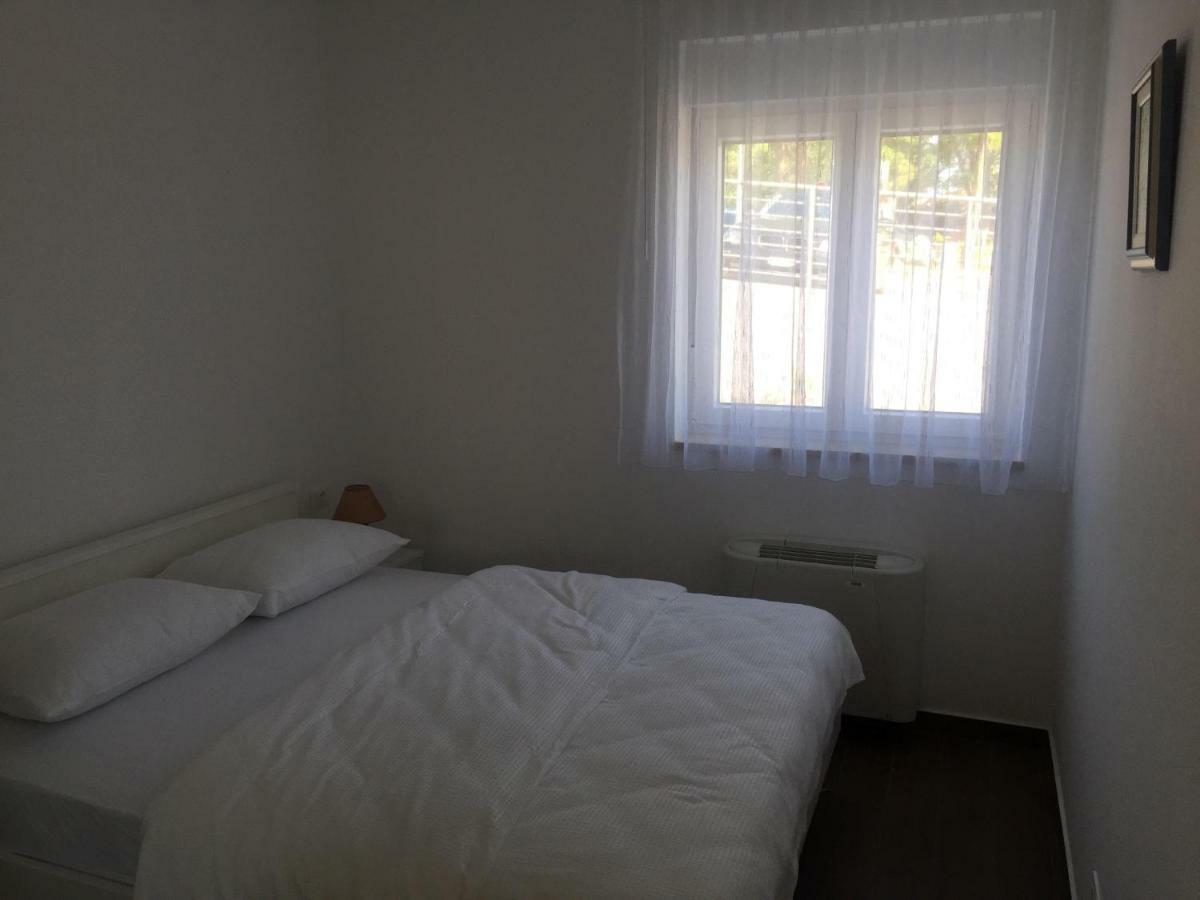 Bakovic Apartamento Funtana Exterior foto